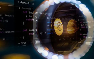 来宾 api php源码,下载的php源码怎么运行呢？